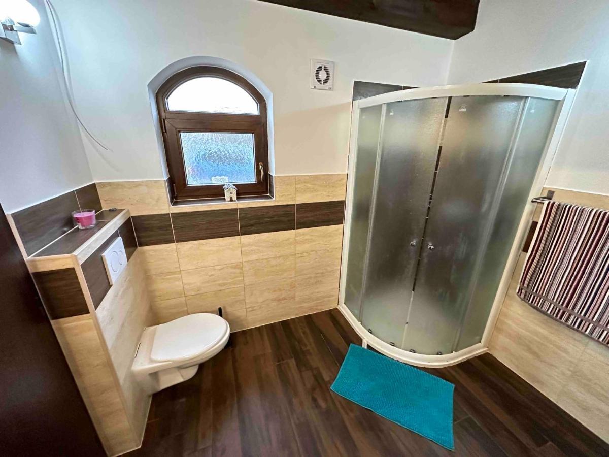 Penzion - Apartman Prestavlky Trsice Bagian luar foto