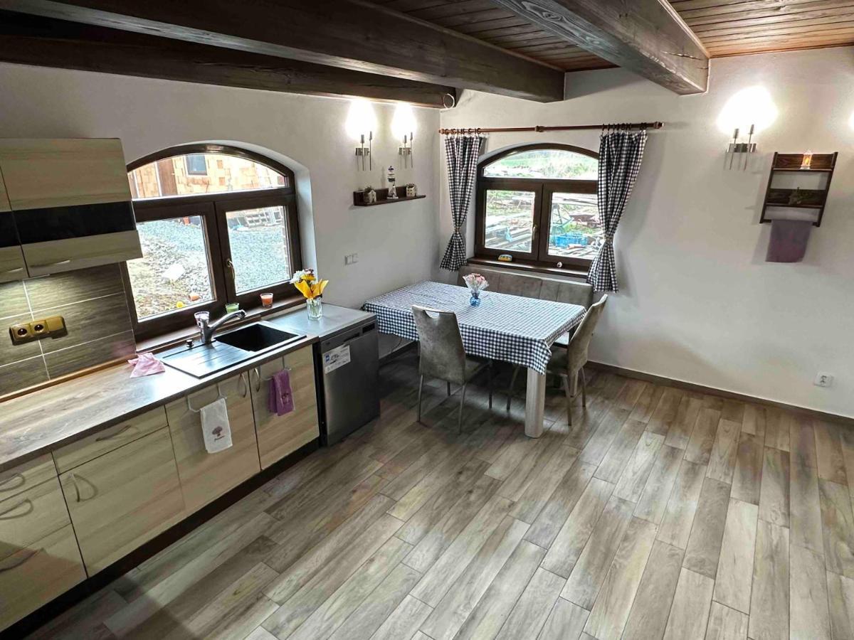 Penzion - Apartman Prestavlky Trsice Bagian luar foto