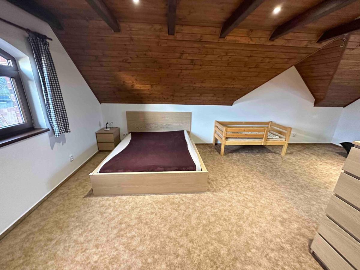 Penzion - Apartman Prestavlky Trsice Bagian luar foto